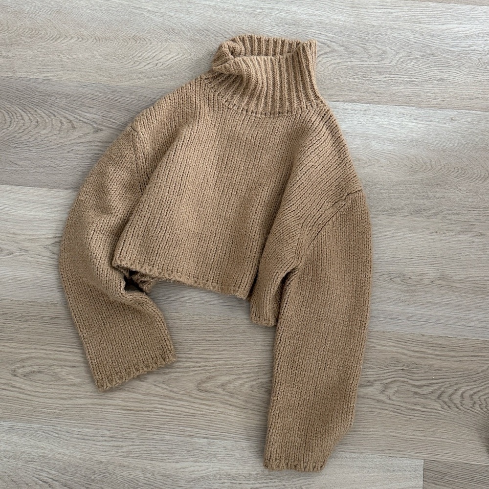OAK + FORT Chunky Cropped Turtleneck Sweater - Camel (Small)